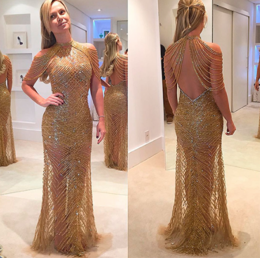 Gold party dress: how to choose and wear the look!