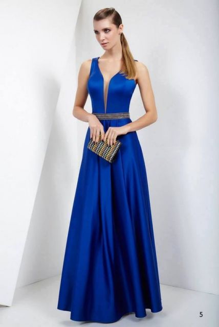 Robe de bal bleue : 40 styles à porter !