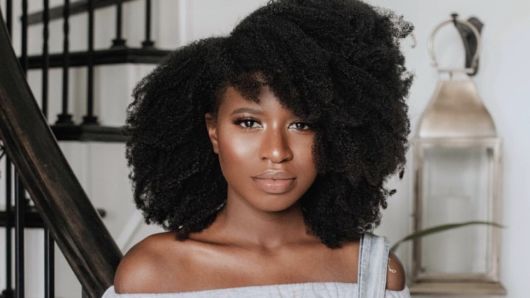 Cheveux noirs avec une frange – 20 coupes incroyablement passionnées