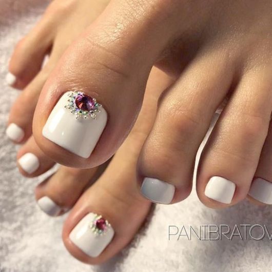 Uñas decoradas para pies: ¡75 bellas inspiraciones y consejos inéditos!