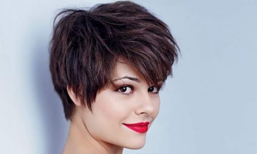 Pixie Cut - Con chi si abbina, tendenze e 52 bellissime ispirazioni!