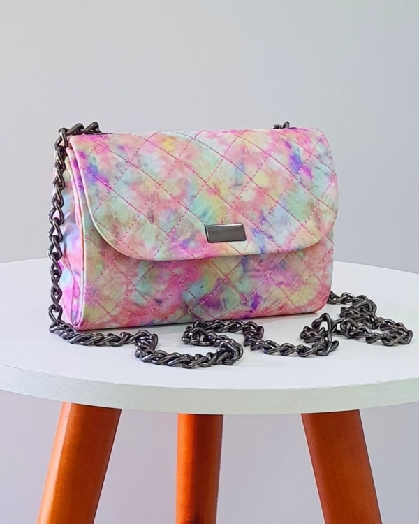 Borsa Tie-Dye: +50 Bellissime Modelle e Suggerimenti per Negozi!