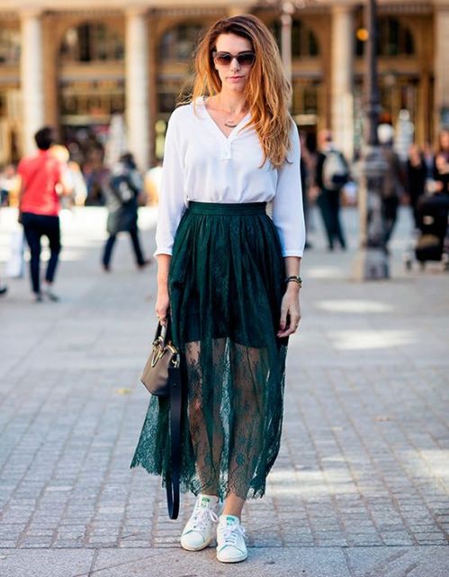 Lace Skirt – 48 Gorgeous Looks & Unreleased Tips on How to Wear It!