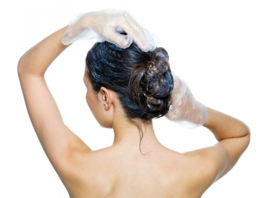Come ispessire i capelli - 6 consigli infallibili e tecniche fatte in casa!