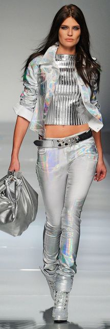 Holographic Jacket – 47 Passionate Models & How to Combine Yours!