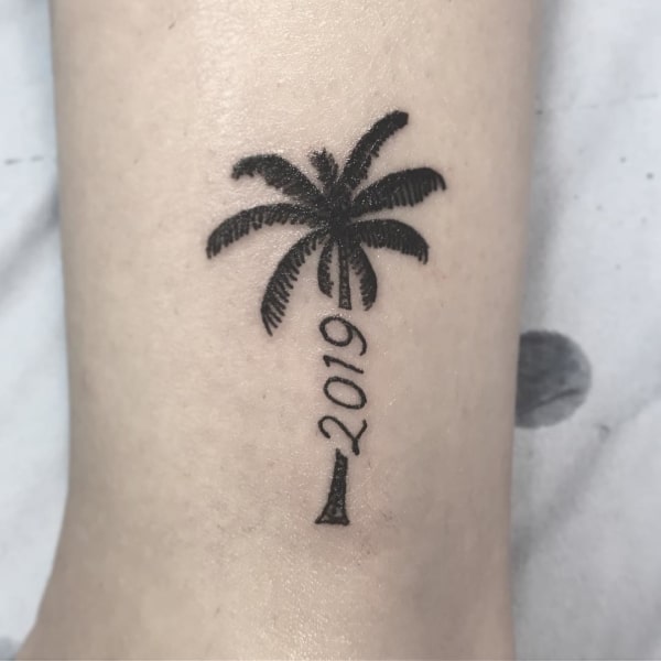 +45【TATUAJE DE ÁRBOL DE COCO】¡ideas para inspirarte!