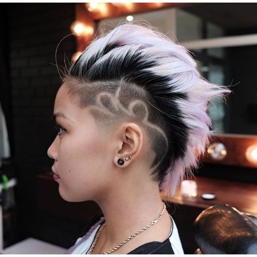 Female Sidecut – What It Is, Valuable Tips & 50 Stylish Cuts!