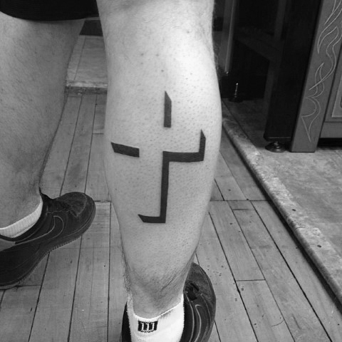 Tatouage Croix / Crucifix – 100 idées étonnantes pour s'inspirer !