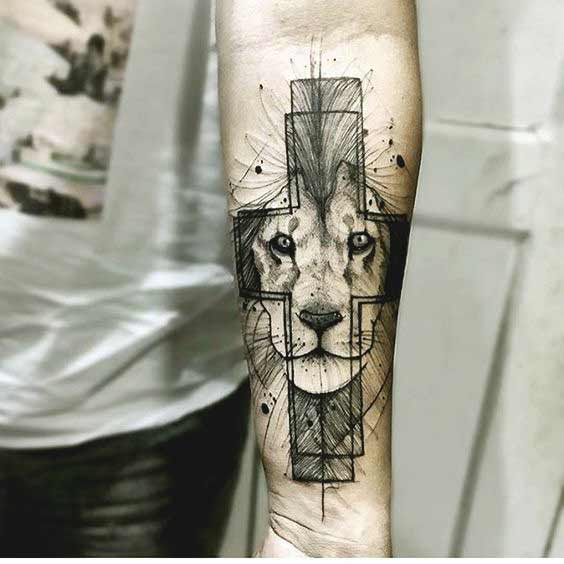 Tatuaje de cruz / crucifijo: ¡100 ideas increíbles para inspirarse!