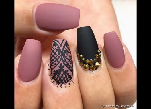 Ballerina Nails: passo dopo passo, stili e 40 foto ispiratrici!