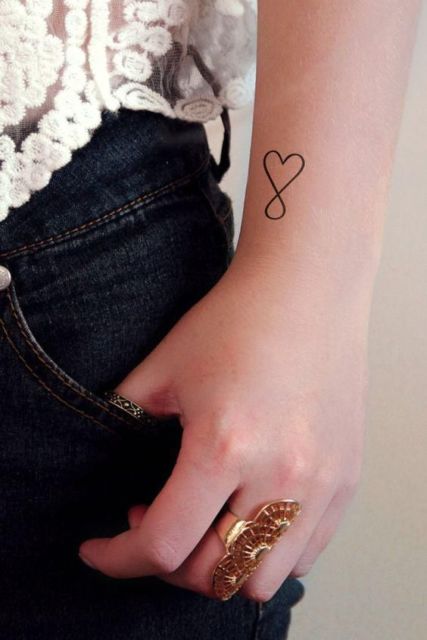 Love Tattoo – 54 belles idées pour honorer l'amour !