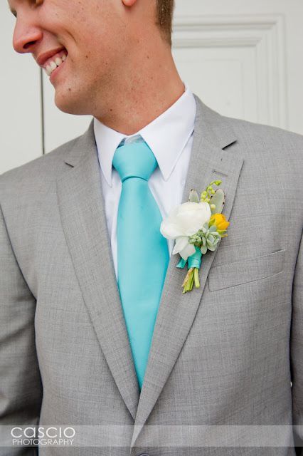 Cravatta blu: come indossare e abbinare camicia e abito!