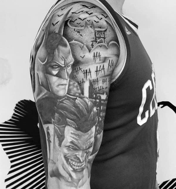 Tatuaje de BATMAN: ¡+50 ideas para fanáticos de los murciélagos!