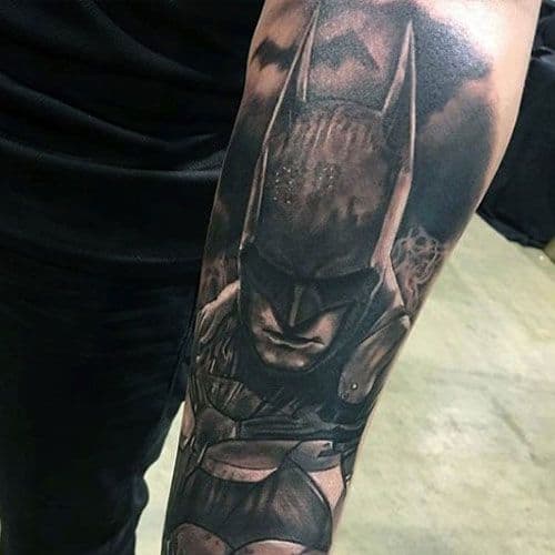 Tatuaje de BATMAN: ¡+50 ideas para fanáticos de los murciélagos!