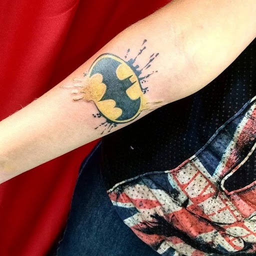 BATMAN Tattoo : +50 idées pour les fans de chauve-souris !