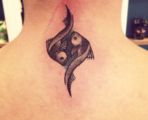 Tatouage de poisson : signification et 30 idées pour s'inspirer