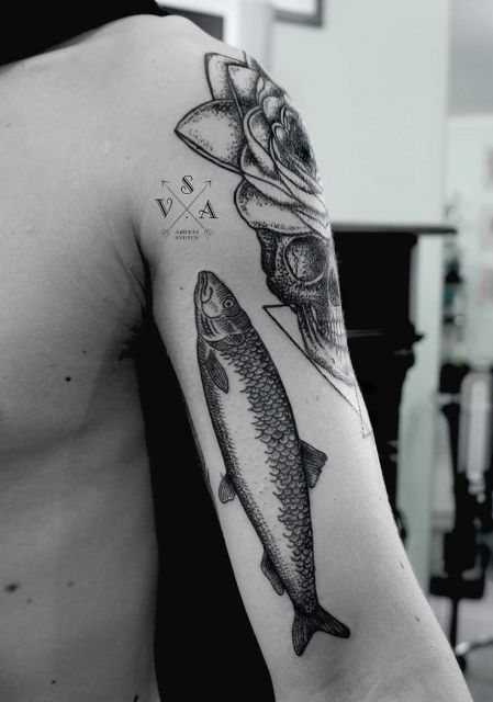 Tatuaje de pez: significado y 30 ideas para inspirarte