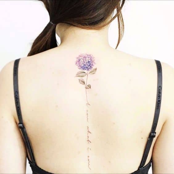 Tatuaje en la COLUMNA ➞ ¿Duele? + 60 tatuajes fascinantes!【2022】