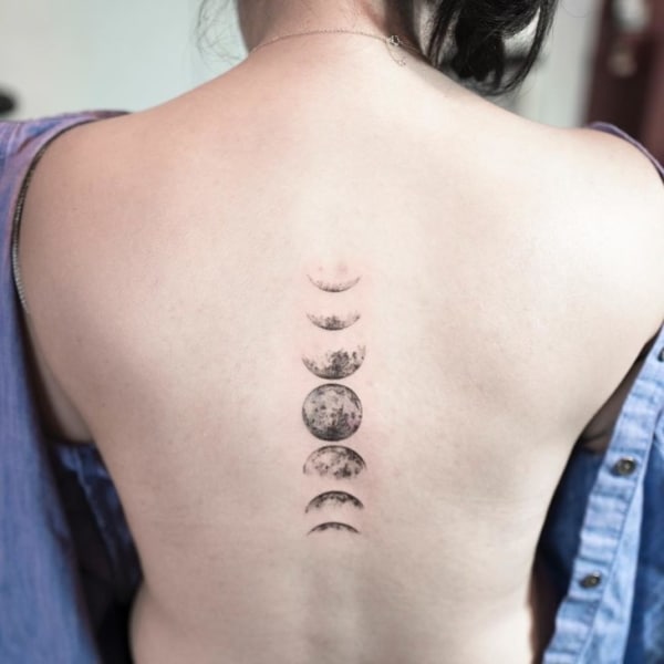Tattoo on the COLUMN ➞ Does it hurt? + 60 fascinating tattoos!【2022】
