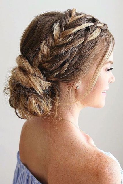 Party Buns – 42 Wonderful Hairstyles with Unmissable Tips!