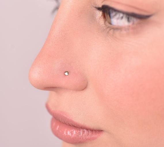 Piercing Nostril – 60 Beautiful Ideas and Jewelry!【2023】