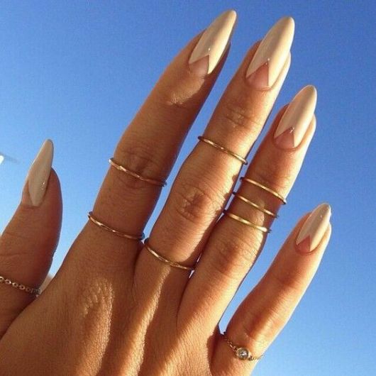 STILETTO NAILS: 50 Inspiring Photos and Step by Step!