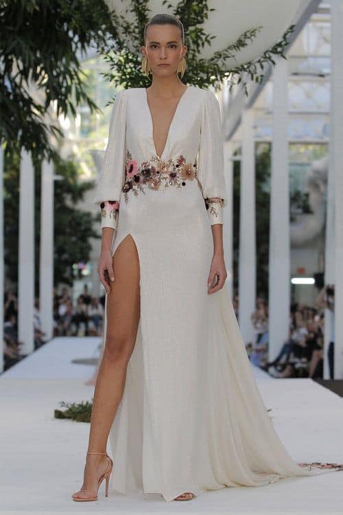 Wedding dress for beach wedding – 50 amazing ideas!