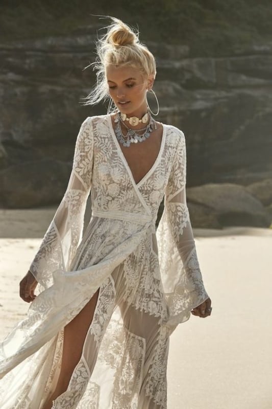 Wedding dress for beach wedding – 50 amazing ideas!