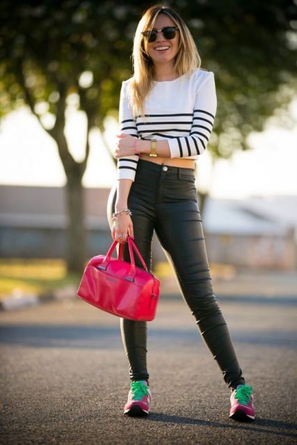 Striped Cropped: How to use it? 50 photos of stylish looks and models!
