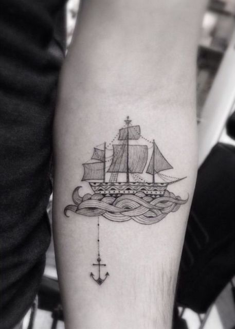 Tatuaje de barco y barco: significado y 20 ideas increíbles para inspirarse