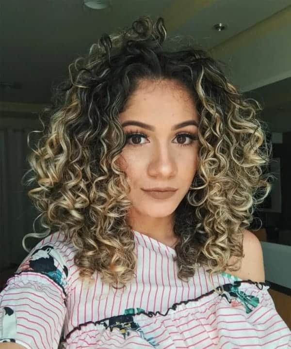 Mech in Curly Hair – 67 Ideas and How to Make It Easy!