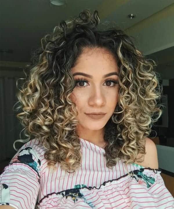 Mech in Curly Hair – 67 idées et comment le rendre facile !