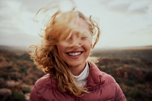 Frases de Felicidad para Fotos: +80 Ideas para Sonreír!