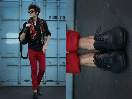 Pantalon rouge homme : assorti à quoi ? Modèles + 50 looks !