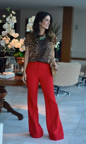 Pantalons rouges pour femmes : comment les porter et plus de 100 styles et looks