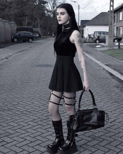 Gothic clothes – How to wear? +52 beautiful looks and where to buy!