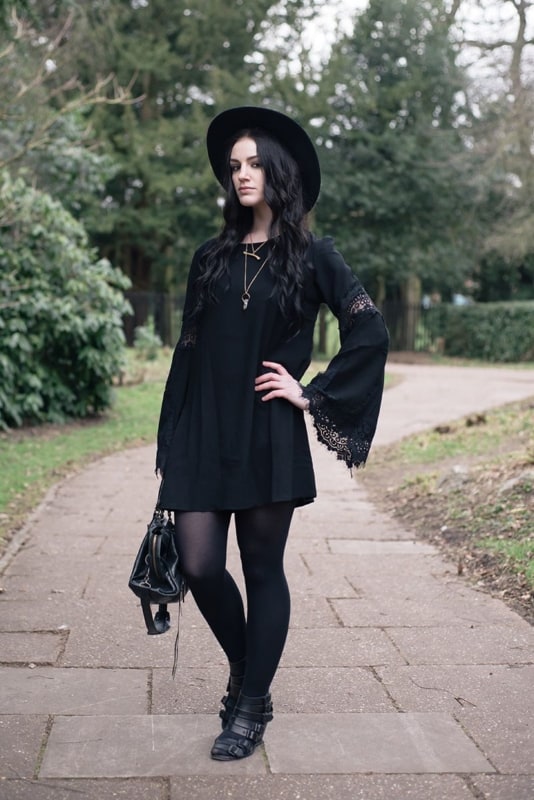 Gothic clothes – How to wear? +52 beautiful looks and where to buy!