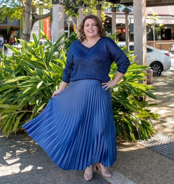 Plus Size Pleated Skirt: +41 Sensational Models and Looks!