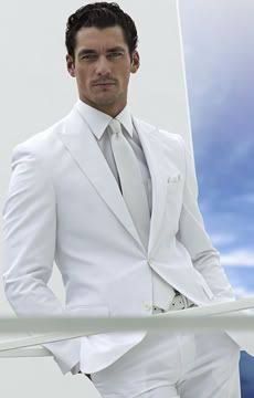 Looks with a White Suit – 47 Tips to Wear It With Great Elegance!