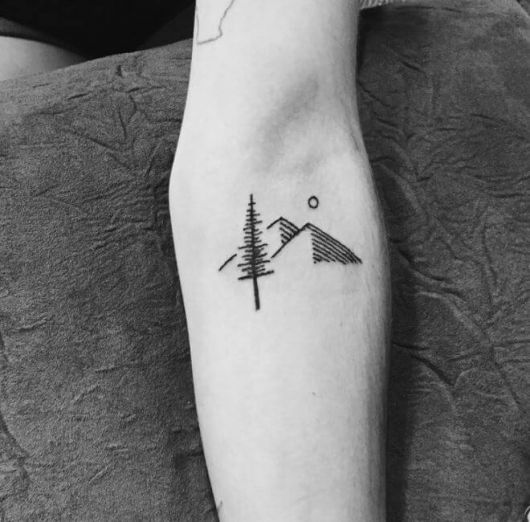 SIMPLE Tattoo: +80 idee maschili e femminili【2022】