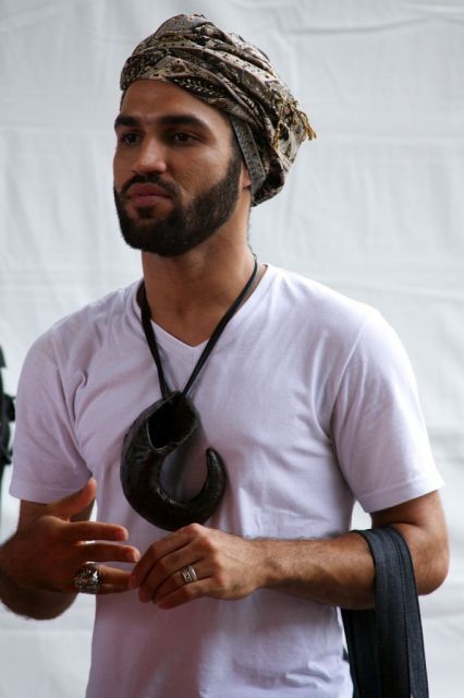 Men's turban: colors, models and how to use it in everyday life