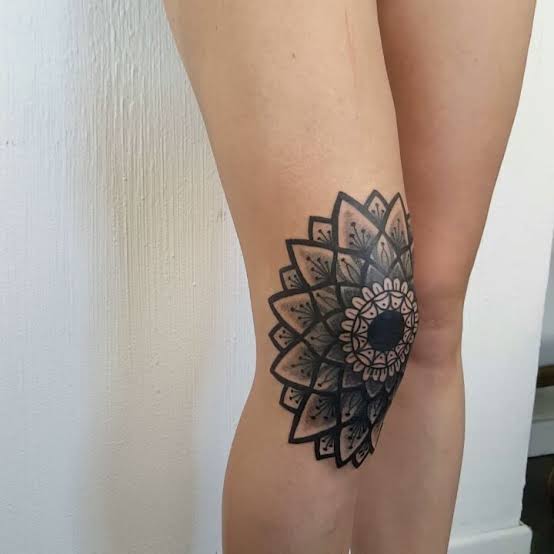 50+【KNEE TATTOO】 ideas ➞ Amazing tattoos!