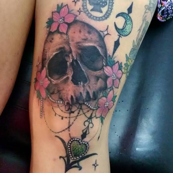 Más de 50 ideas de 【TATUAJE DE RODILLA】 ➞ ¡Tatuajes increíbles!