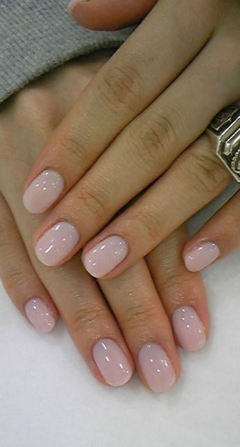 Ongles de mariée : 84 inspirations passionnées pour le jour du mariage !