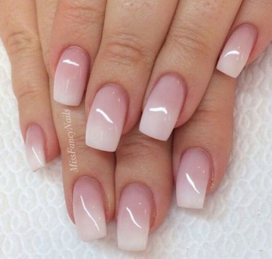 Ongles de mariée : 84 inspirations passionnées pour le jour du mariage !