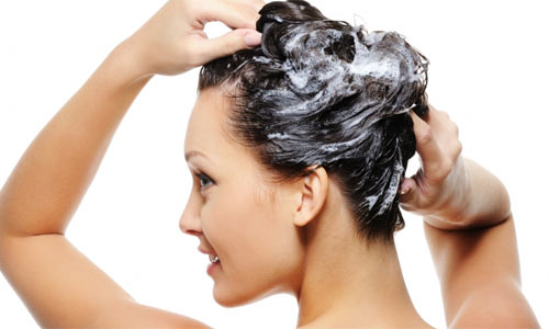 Co-Wash – How to Wash Your Hair with the Technique & Its 4 Benefits!
