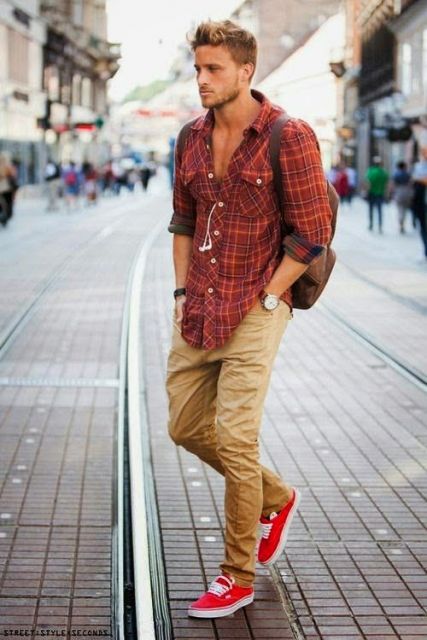 Comment porter une chemise à carreaux rouge pour homme – 25 looks + conseils !