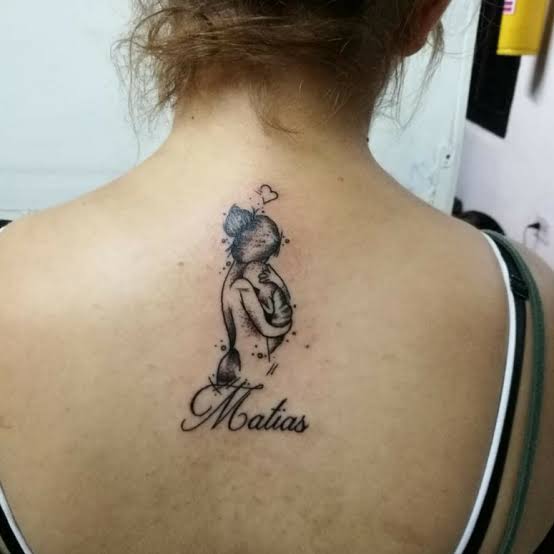 Tatuaje para madres: ¡60 inspiraciones llenas de amor y significado!