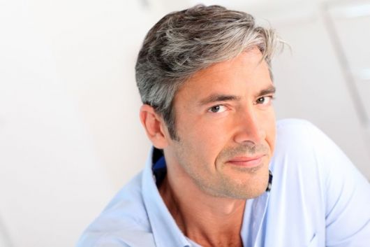Male Gray Hair – 15 Ideas for Men Full of Charm!