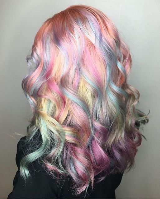 Rainbow Hair – 40 Ispirazioni per innamorarsi di Rainbow Hair!